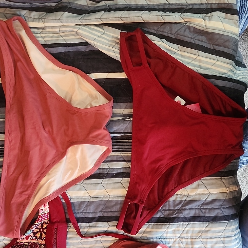 Patterned Bathing Suits - Picture 3 of 4